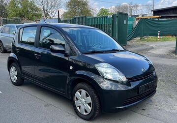 Daihatsu Sirion 200.000 km 1.700 &euro; Köln 50739