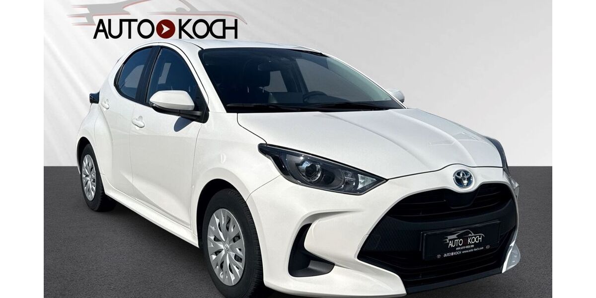 Toyota Yaris 32.403 km 16.990 &euro; Jülich 52428