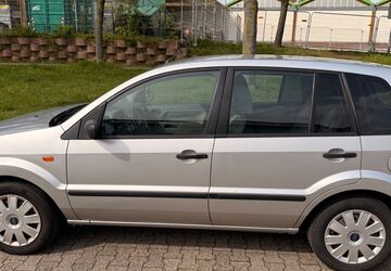 Ford Fusion 223.000 km 1.350 &euro; Grevenbroich 41515