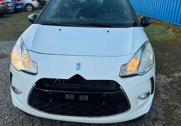 Citroen DS3 221.575 km 2.699 &euro; Euskirchen 53879