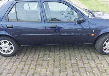 Ford Fiesta 59.000 km 2.000 &euro; Köln 51105