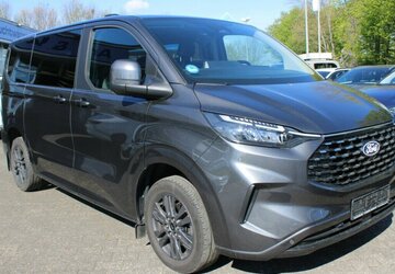 Ford Tourneo Custom 320 L1H1 VA Titanium - 8-Sitzer - 41.414 km 39.980 &euro; Euskirchen 53881