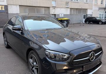 Mercedes-Benz E 300 58.000 km 33.900 &euro; Köln 50676