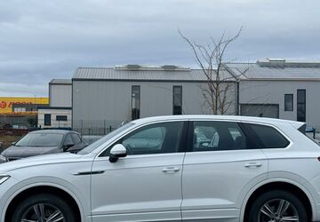 VW Touareg 74.000 km 39.500 &euro; Düren 52351