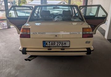 Alfa Romeo Giulietta 90.157 km 13.699 &euro; Köln 51065