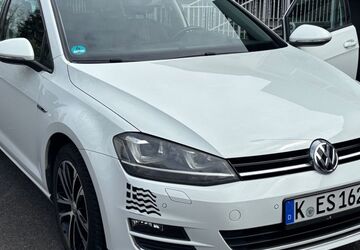 VW Golf 79.000 km 14.000 &euro; Köln 51143