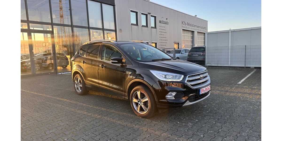 Ford Kuga 84.000 km 15.980 &euro; Erftstadt 50374