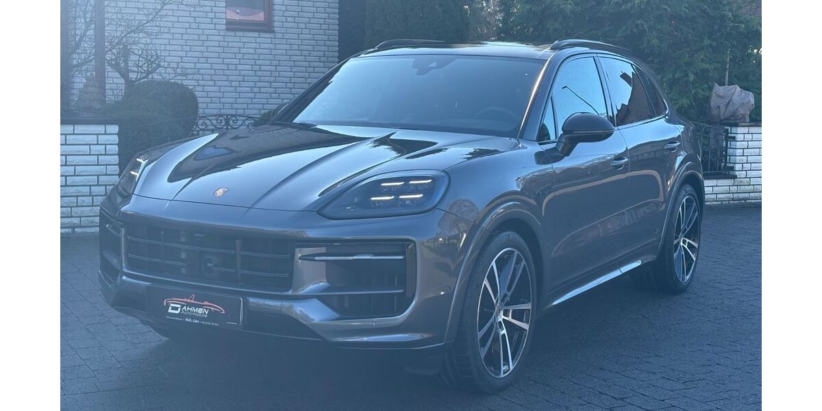 Porsche Cayenne 28.000 km 115.990 &euro; Niederzier-Selhausen 52382