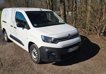 Citroen Berlingo 63.000 km 15.950 &euro; Köln 51147