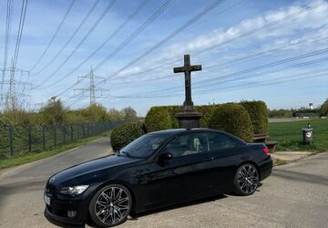 BMW 330 158.500 km 14.499 &euro; Wesseling 50389