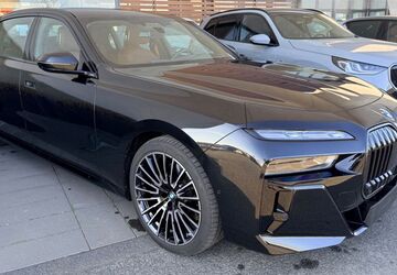 BMW 740 5.050 km 112.890 &euro; Köln Rodenkirchen 50996