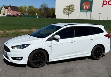 Ford Focus 156.000 km 8.900 &euro; Köln 51147