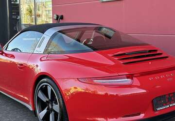 Porsche 911 19.238 km 124.600 &euro; Brühl 50321