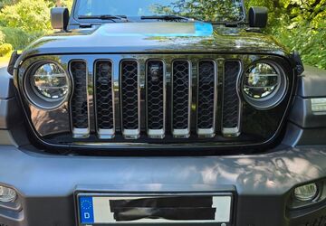 Jeep Wrangler 52.000 km 48.750 &euro; Köln 51105