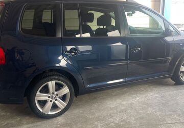 VW Touran 111.000 km 11.500 &euro; Köln 50999