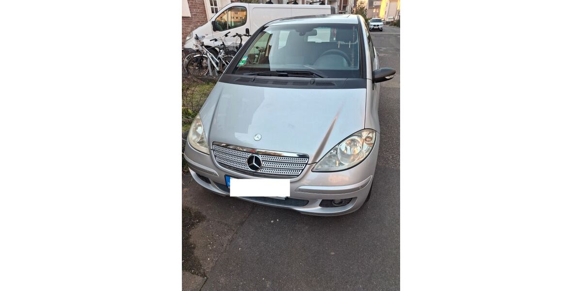 Mercedes-Benz A 180 195.000 km 3.000 &euro; Köln 50739