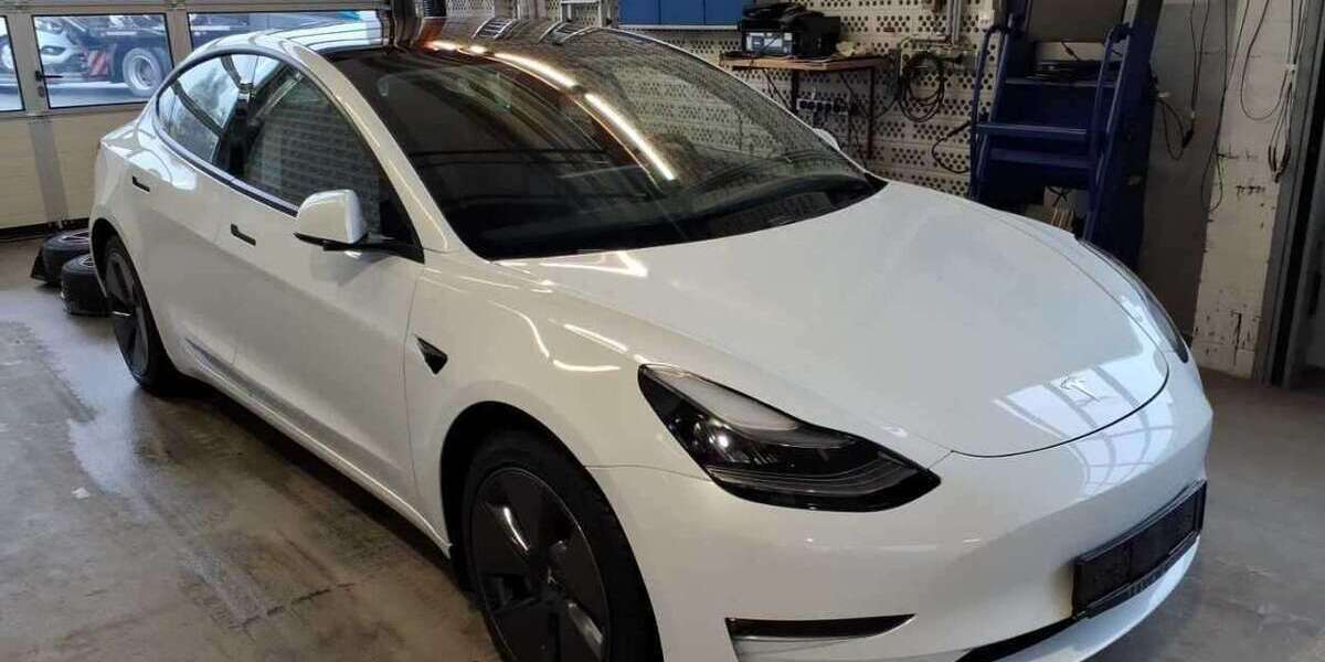 Tesla Model 3 67.300 km 27.200 &euro; Köln 51069
