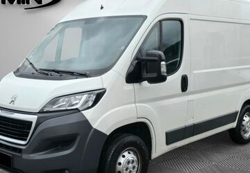 Peugeot Boxer 200.000 km 9.990 &euro; Köln 51067