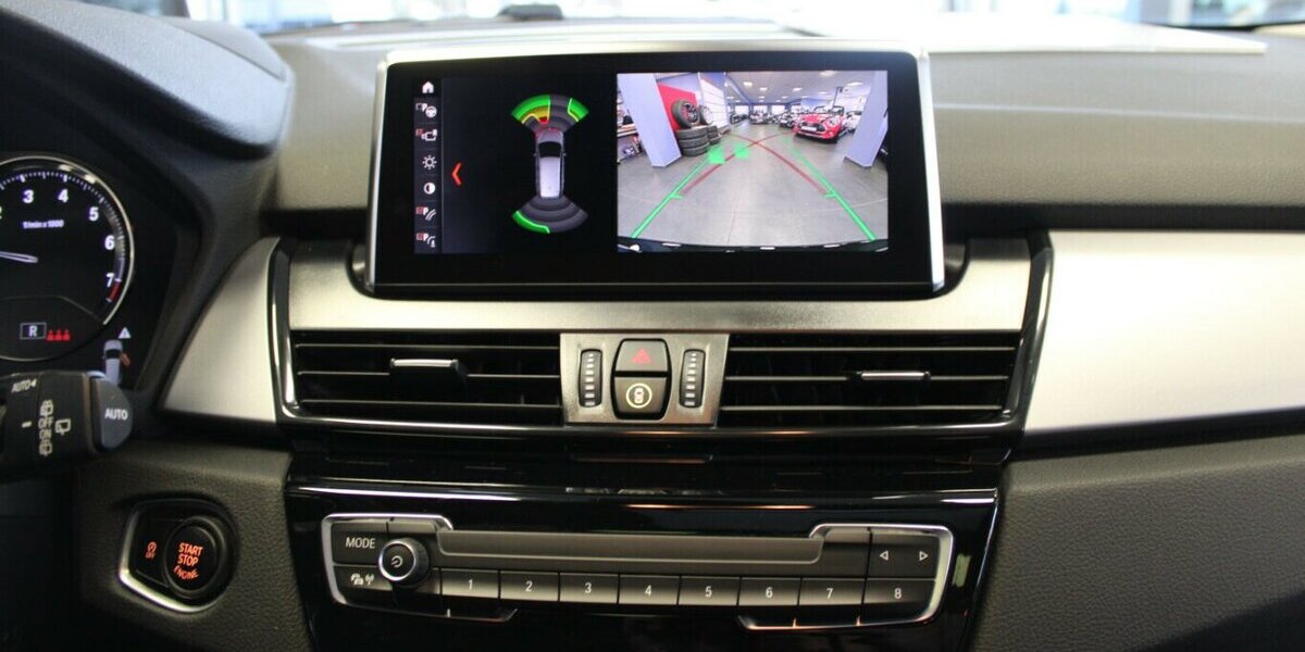 BMW 220 220i Gran Tourer Aut. Advantage - 1.HAND - 24.650 km 26.980 &euro; Euskirchen 53881