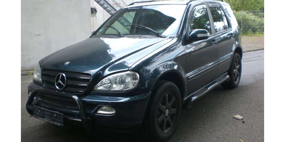 Mercedes-Benz ML 270 386.000 km 3.550 &euro; Köln 50735