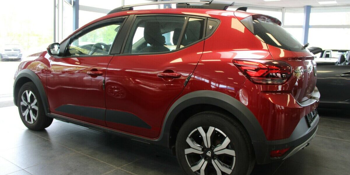 Dacia Sandero Stepway TCe 90 CVT Comfort 84.345 km 12.980 &euro; Euskirchen 53881