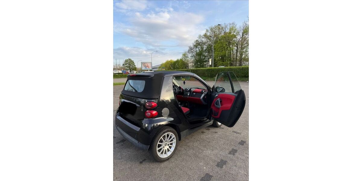 Smart ForTwo 122.125 km 4.390 &euro; Köln 51105