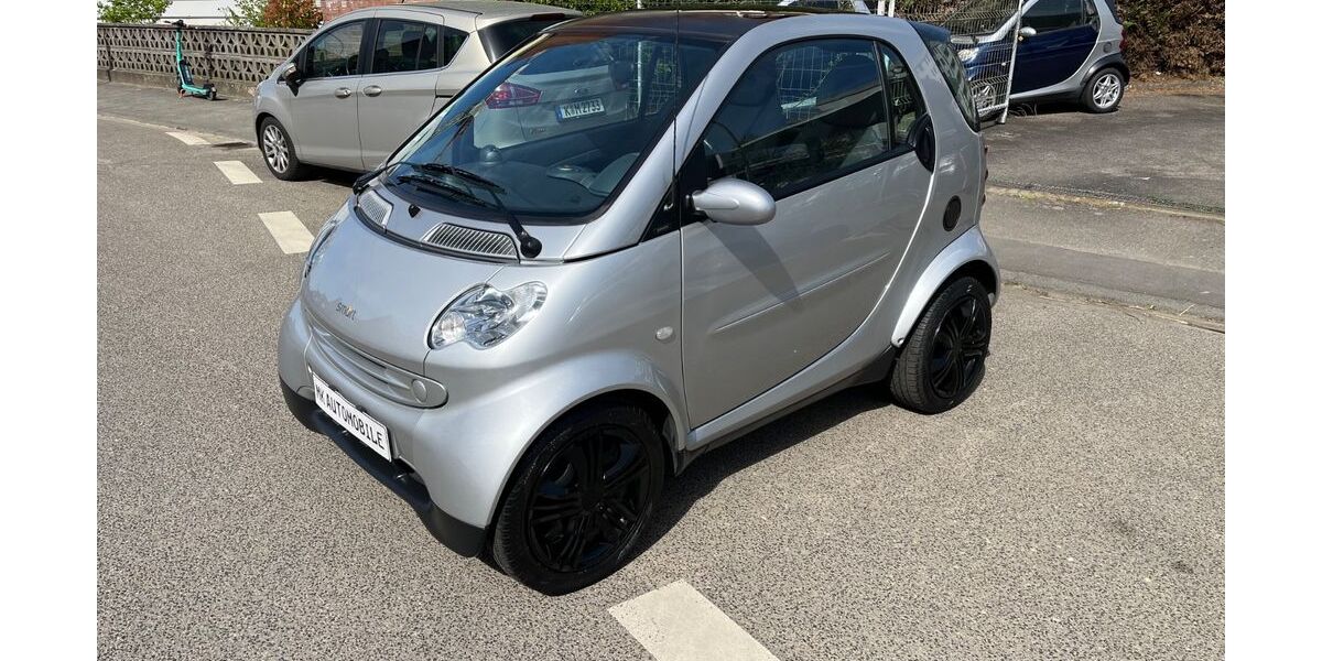 Smart ForTwo 15.000 km 2.990 &euro; Köln 50735