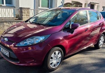 Ford Fiesta 147.600 km 2.900 &euro; Köln 50769