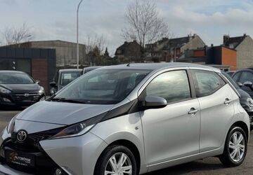 Toyota Aygo (X) 75.575 km 7.799 &euro; Düren 52349