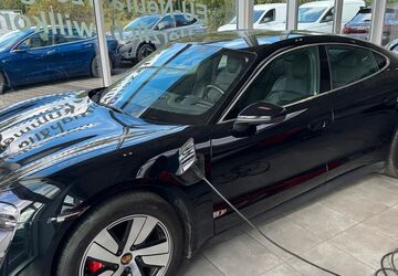 Porsche Taycan 48.000 km 58.790 &euro; Bedburg 50181