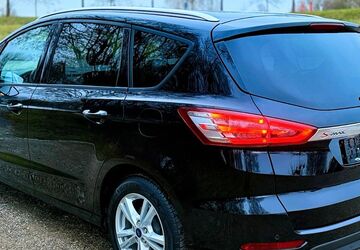 Ford S-Max 85.700 km 15.900 &euro; Düren 52351