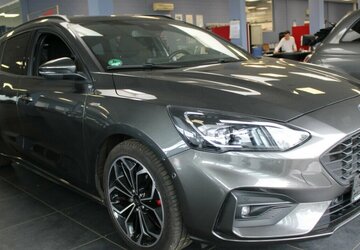 Ford Focus 1.5 EcoBoost Aut. St-Line 51.050 km 17.980 &euro; Euskirchen 53881
