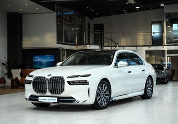 BMW i7 24.023 km 74.980 &euro; Köln 51147