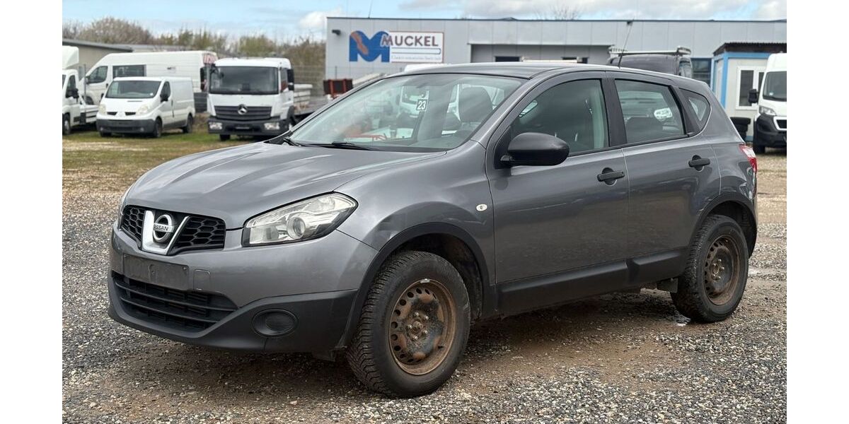 Nissan Qashqai 209.612 km 2.999 &euro; Düren 52353
