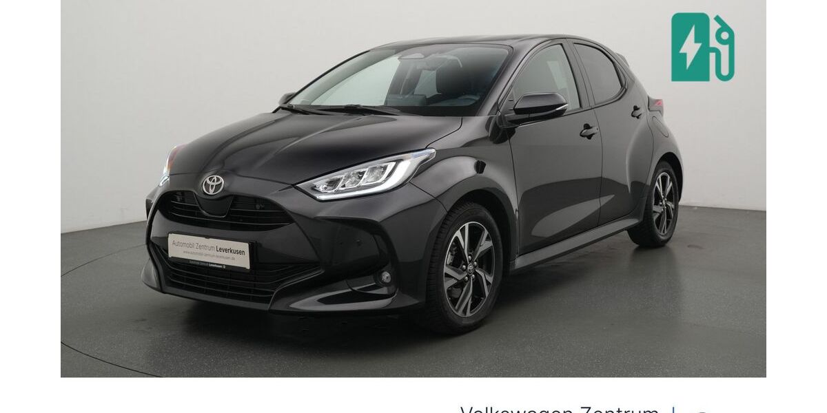Toyota Yaris 10.200 km 22.680 &euro; Leverkusen 51379