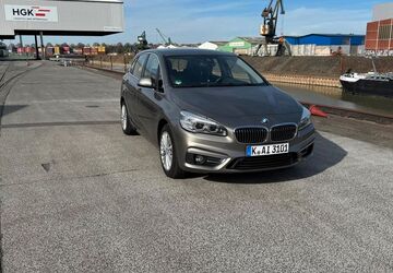 BMW 220 Active Tourer 104.000 km 15.400 &euro; Köln 50737