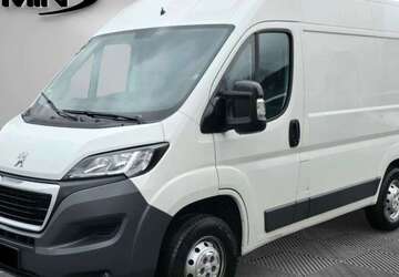Peugeot Boxer 200.000 km 9.990 &euro; Köln 51067