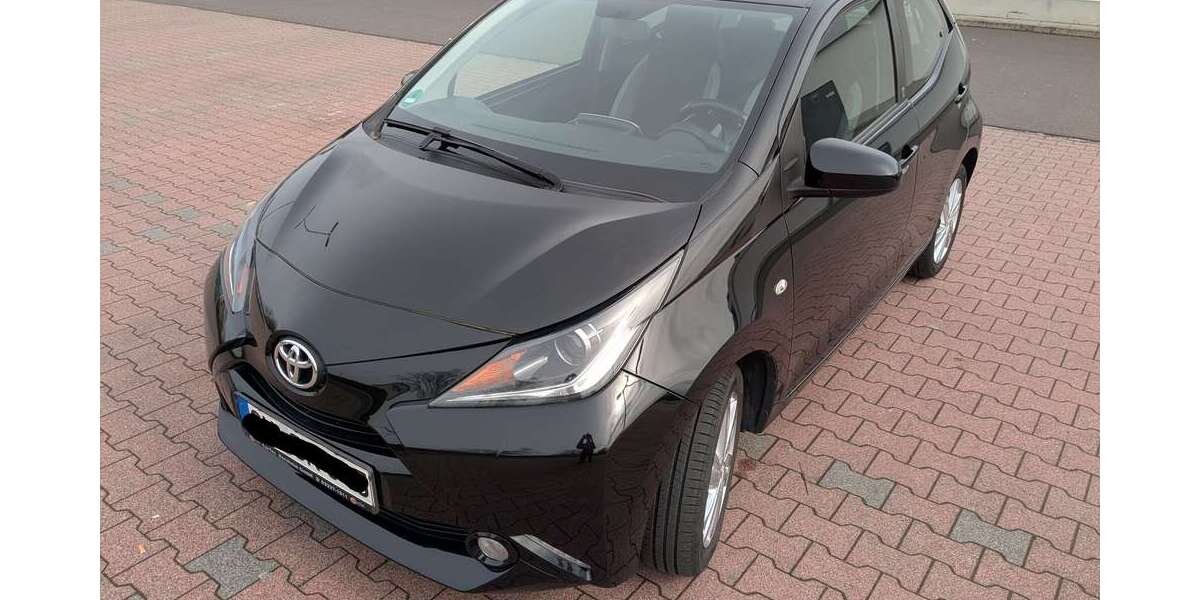 Toyota Aygo 95.676 km 7.800 &euro; Bornheim, Stadt 53332