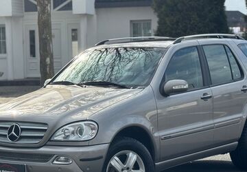 Mercedes-Benz ML 270 51.024 km 23.990 &euro; Jülich 52428