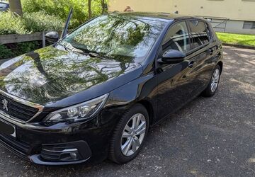 Peugeot 308 81.600 km 10.999 &euro; Köln 51067