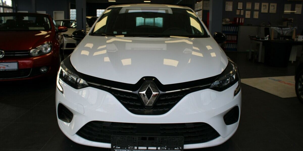 Renault Clio SCe 65 EQUILIBRE 17.461 km 12.980 &euro; Euskirchen 53881