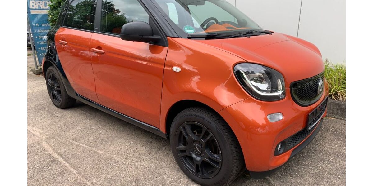 Smart ForFour 59.881 km 10.995 &euro; Köln 51107