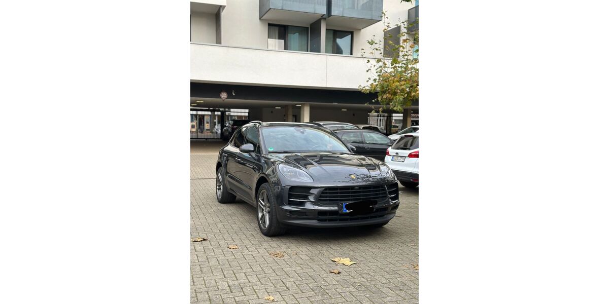 Porsche Macan 77.000 km 48.499 &euro; Köln 51147