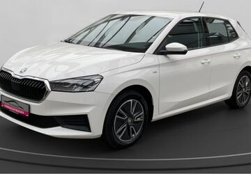 Skoda Fabia 8.935 km 15.480 &euro; Köln-Mülheim 51063