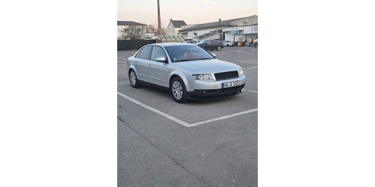 Audi A4 235.000 km 2.500 &euro; Köln 51061