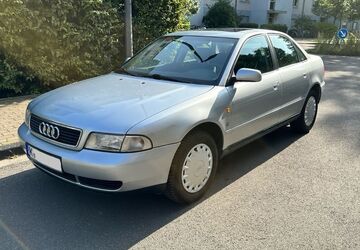 Audi A4 171.856 km 3.700 &euro; Köln 50825