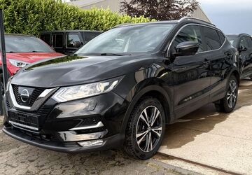 Nissan Qashqai 49.145 km 14.490 &euro; Düren 52351