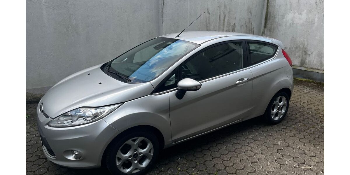 Ford Fiesta 78.000 km 5.750 &euro; Köln 50937