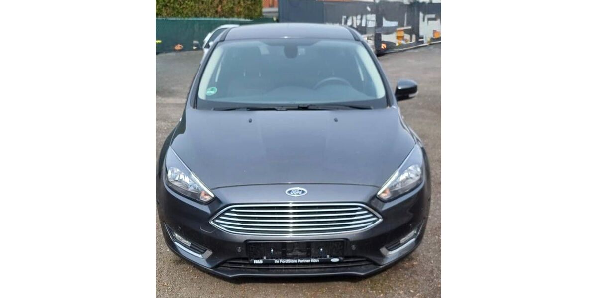 Ford Focus 37.000 km 9.900 &euro; Niehl 50735
