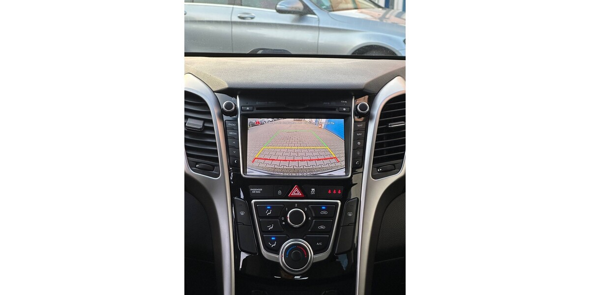 Hyundai i30 200.325 km 5.999 &euro; Frechen 50226